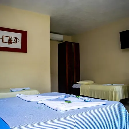 Beira Mar Hotel Ubatuba Exterior photo